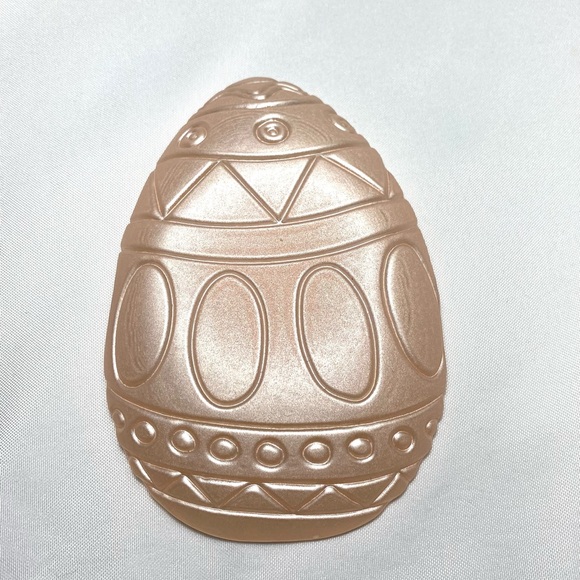 Set of 4 Plates Easter Egg Plates Akcam Hand Made in Turkey Green and Pink - Picture 10 of 12